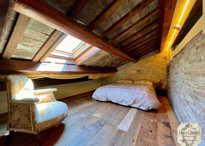 Civico Quattro קאטוליקה